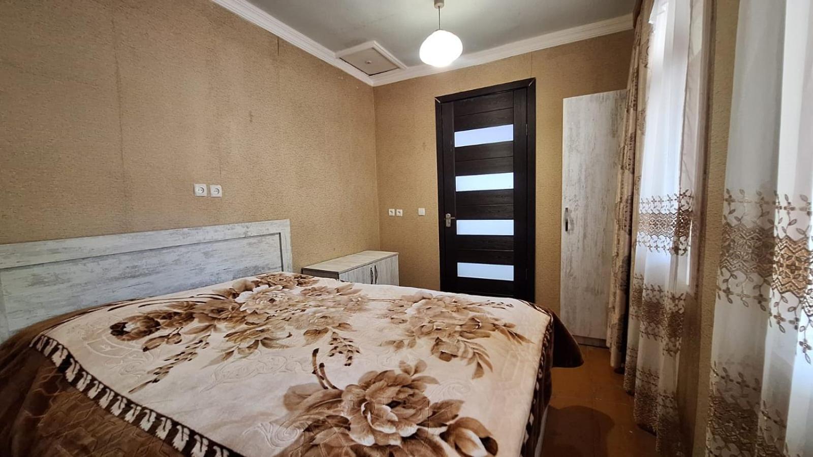 Guest House "Svaneti" Lentekhi Buitenkant foto
